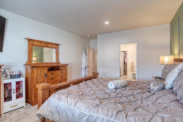 5711 S Lancer Rd, Spokane, WA 99224