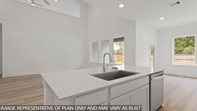 611 Paisley Harbor Court, Conroe, TX 77304