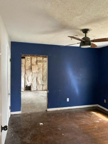 125 W Sunnyside Street, Houston, TX 77076