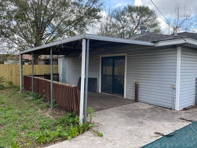 125 W Sunnyside Street, Houston, TX 77076