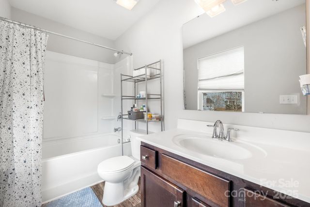 2045 Atwell Glen Lane, Pineville, NC 28134