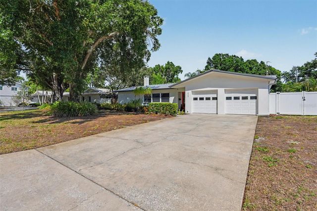1835 DORMIEONE ROAD N, St Petersburg, FL 33710