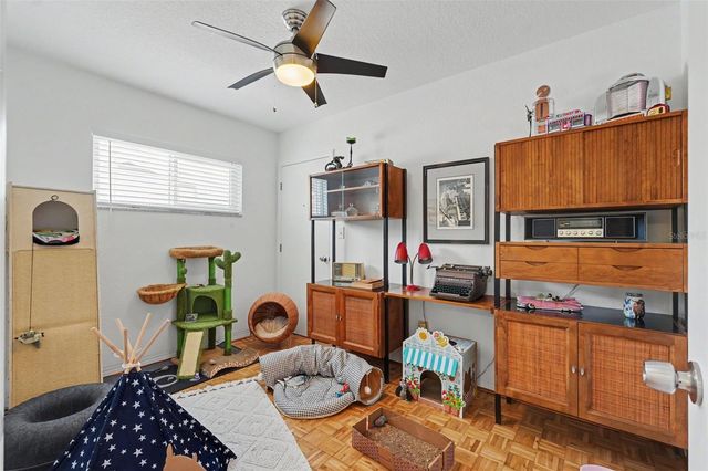 1835 DORMIEONE ROAD N, St Petersburg, FL 33710