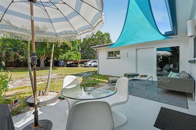 1835 DORMIEONE ROAD N, St Petersburg, FL 33710