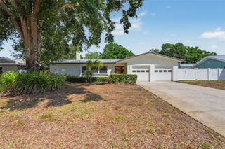 1835 DORMIEONE ROAD N, St Petersburg, FL 33710