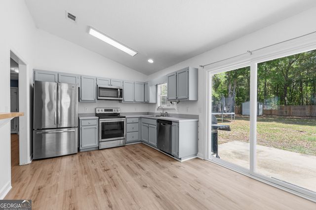 202 Lisa Lane, St. Marys, GA 31558