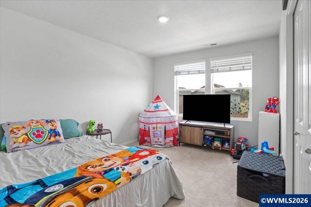 463 Lost Lake St NE, Salem, OR 97301