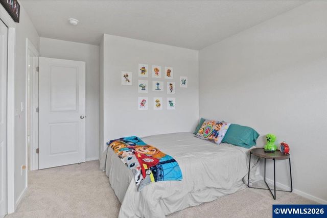 463 Lost Lake St NE, Salem, OR 97301