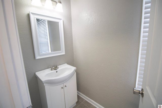 257 Navaho Drive, Paducah, KY 42001