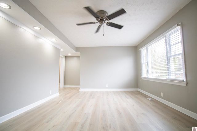 257 Navaho Drive, Paducah, KY 42001