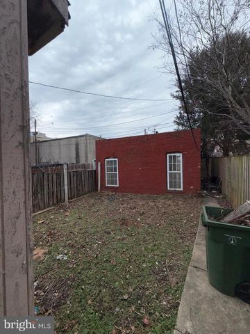 3113 BARCLAY ST, Baltimore, MD 21218