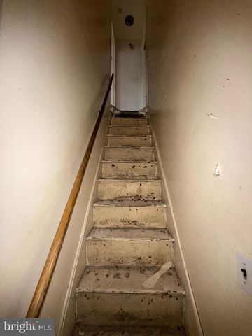 3113 BARCLAY ST, Baltimore, MD 21218