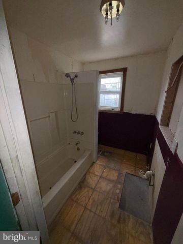 3113 BARCLAY ST, Baltimore, MD 21218