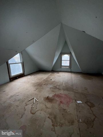 3113 BARCLAY ST, Baltimore, MD 21218