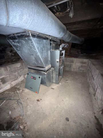 3113 BARCLAY ST, Baltimore, MD 21218