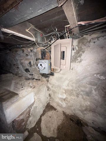 3113 BARCLAY ST, Baltimore, MD 21218