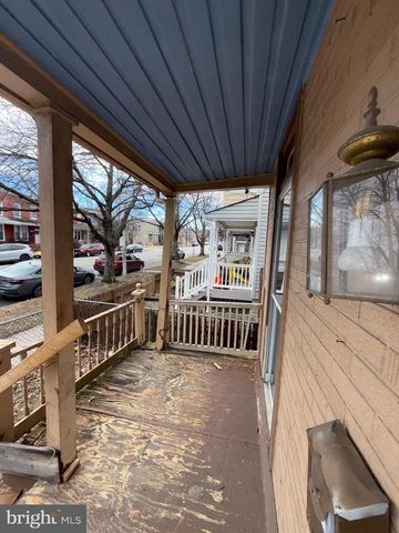 3113 BARCLAY ST, Baltimore, MD 21218