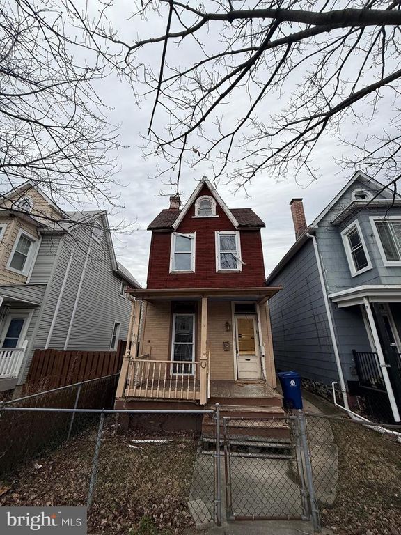 3113 BARCLAY ST, Baltimore, MD 21218