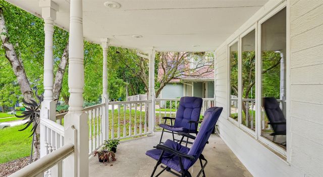 455 Edgewood Lane, Pleasant Hill, IA 50327