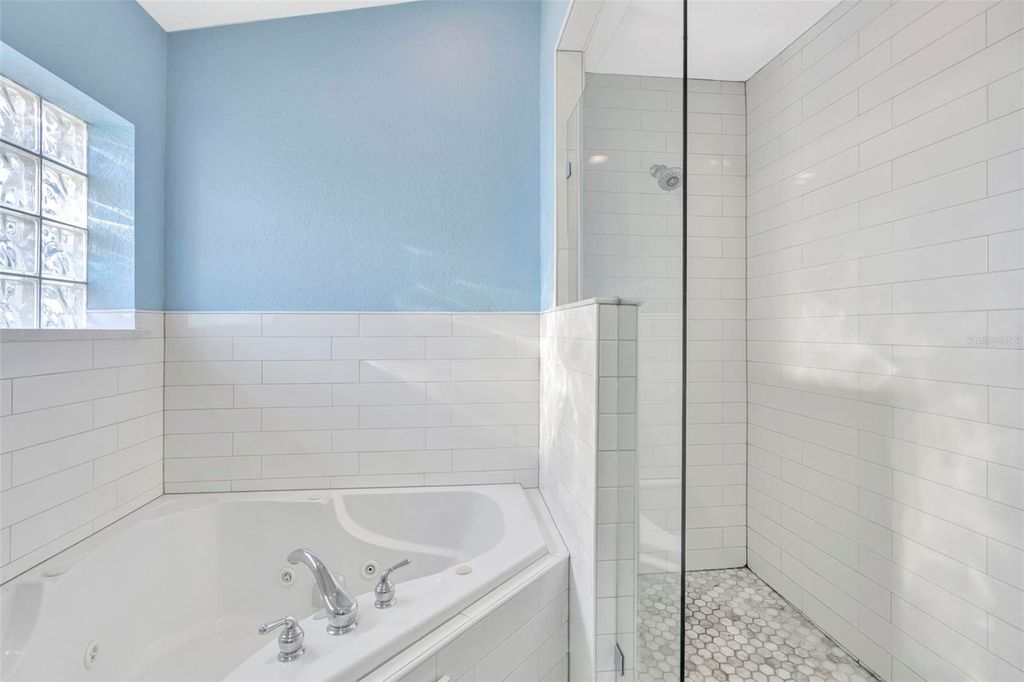 Image 12 of property listing at 167 BARBADOS AVENUE, Tampa, FL 33606