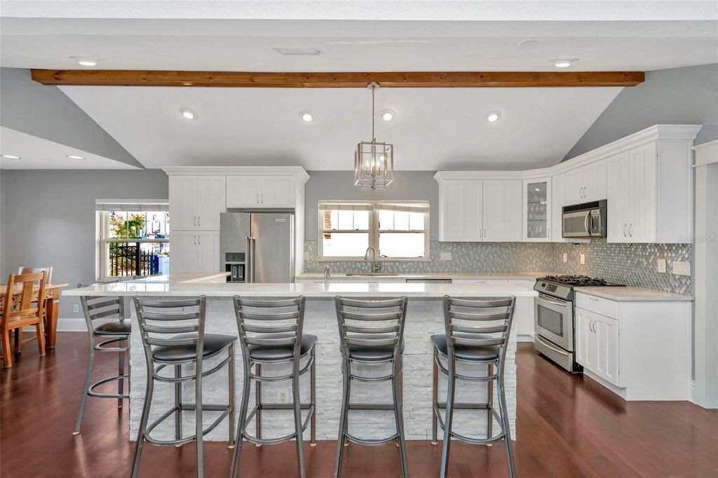 Image 4 of property listing at 167 BARBADOS AVENUE, Tampa, FL 33606