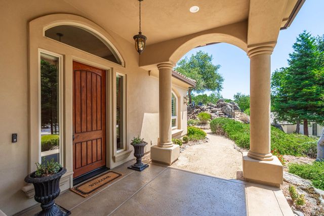 9709 Rim Rock Cir, Loomis, CA 95650