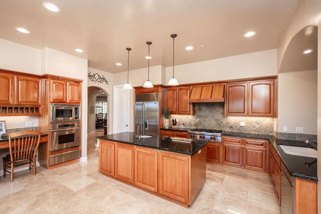 9709 Rim Rock Cir, Loomis, CA 95650