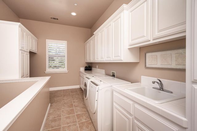 9709 Rim Rock Cir, Loomis, CA 95650