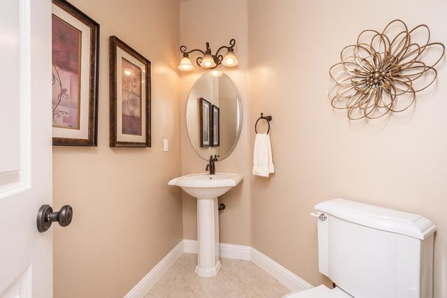 9709 Rim Rock Cir, Loomis, CA 95650