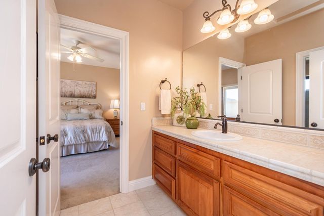 9709 Rim Rock Cir, Loomis, CA 95650