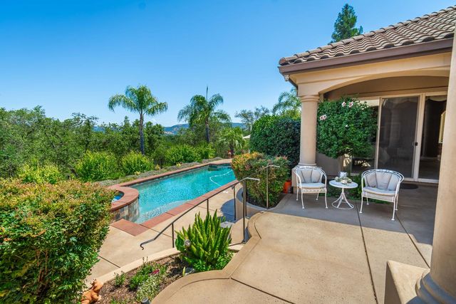 9709 Rim Rock Cir, Loomis, CA 95650