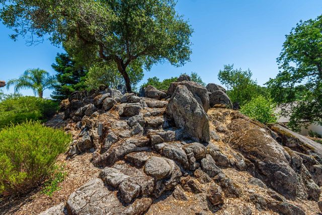 9709 Rim Rock Cir, Loomis, CA 95650