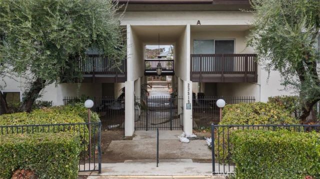 23515 Lyons Avenue 210, Valencia, CA 91355