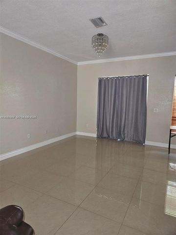 2635 SE 4th Pl, Homestead, FL 33033