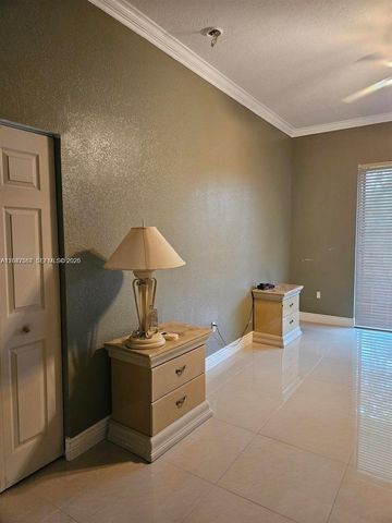 2635 SE 4th Pl, Homestead, FL 33033