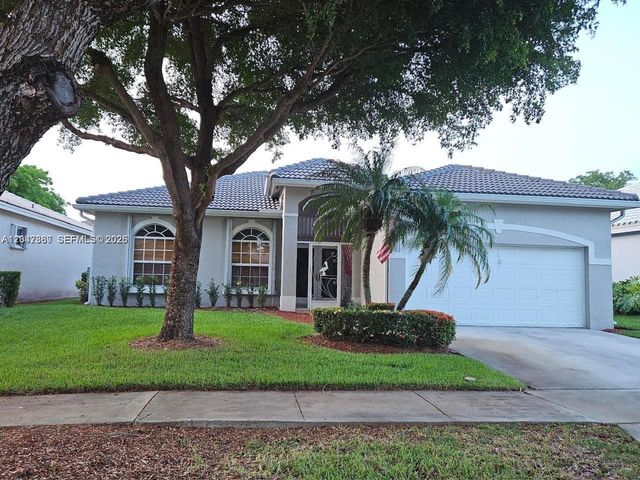 2635 SE 4th Pl, Homestead, FL 33033