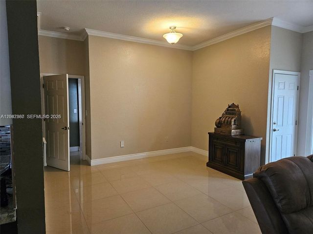 2635 SE 4th Pl, Homestead, FL 33033