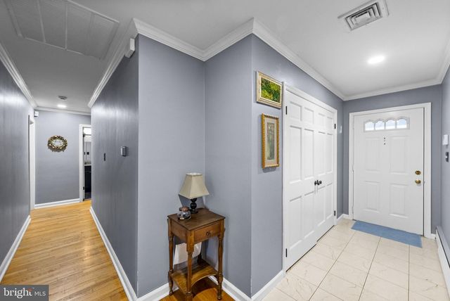 247 WASHINGTON CROSSING PENNINGTON RD, Titusville, NJ 08560