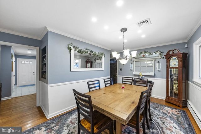 247 WASHINGTON CROSSING PENNINGTON RD, Titusville, NJ 08560