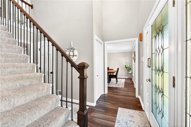 111 Janyce Dr, Hempfield Twp, PA 15601
