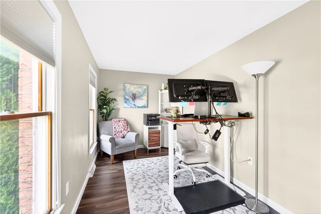 111 Janyce Dr, Hempfield Twp, PA 15601