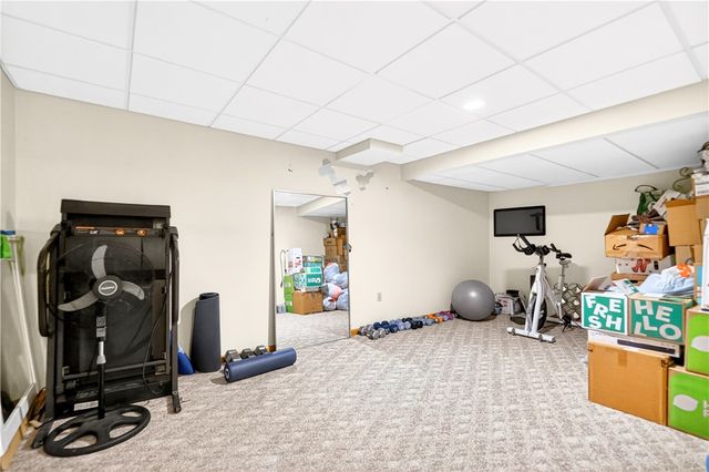 111 Janyce Dr, Hempfield Twp, PA 15601