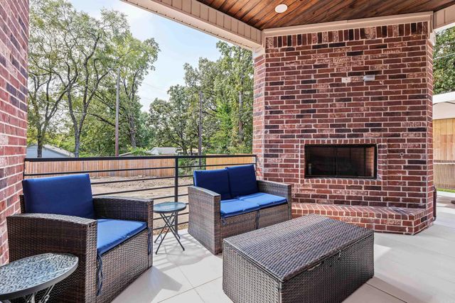 7 Oak Glen Lane, Little Rock, AR 72227