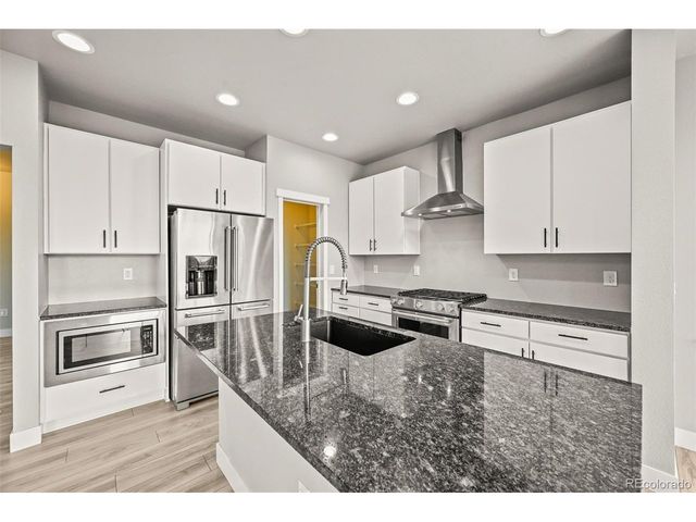 2880 W 69th Ave, Denver, CO 80221