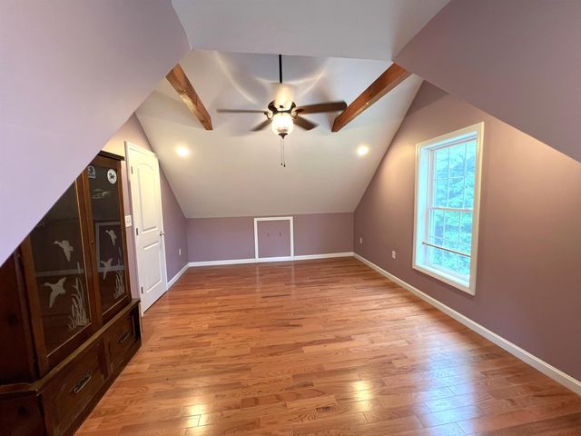 79 Sargent Road, Sandown, NH 03873