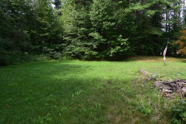 79 Sargent Road, Sandown, NH 03873