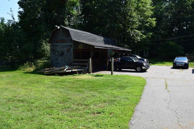 79 Sargent Road, Sandown, NH 03873