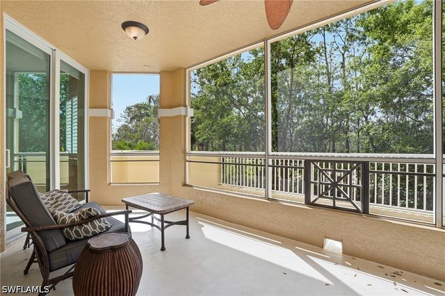 2738 Tiburon BLVD E B104, Naples, FL 34109