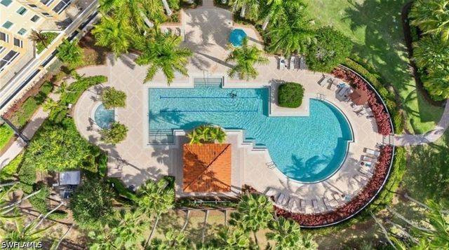 2738 Tiburon BLVD E B104, Naples, FL 34109