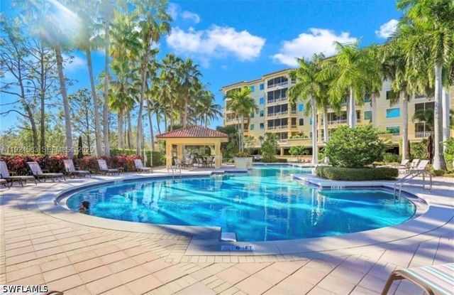 2738 Tiburon BLVD E B104, Naples, FL 34109